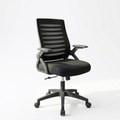 Cadeira de Escritório Astrella Sirius Preto Ergonômica com Braços Rebatíveis